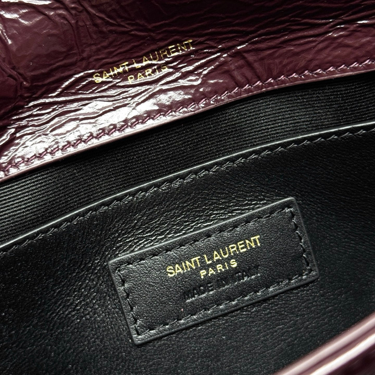 Niki Baby Shoulder Bag 22cm Burgundy Glossy Leather 285490