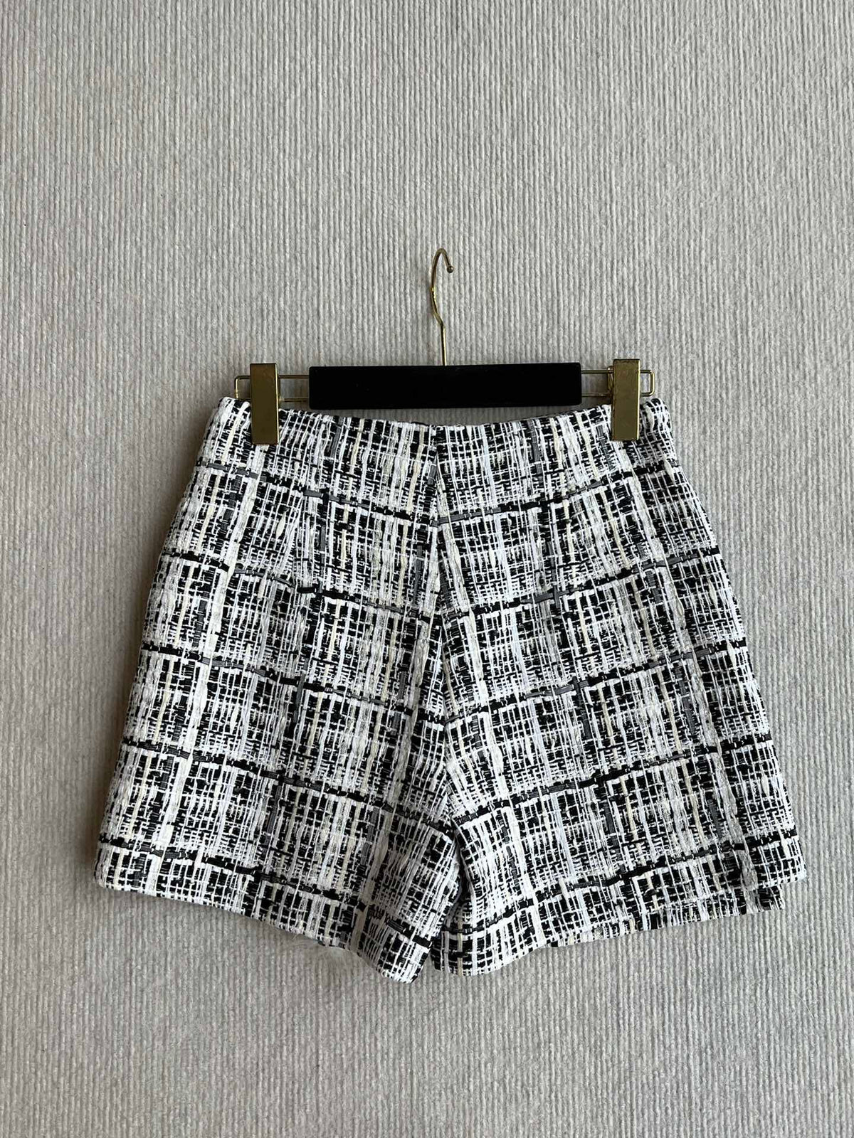 CC 25 Set Black And White Striped Synthetic Fabric 244330