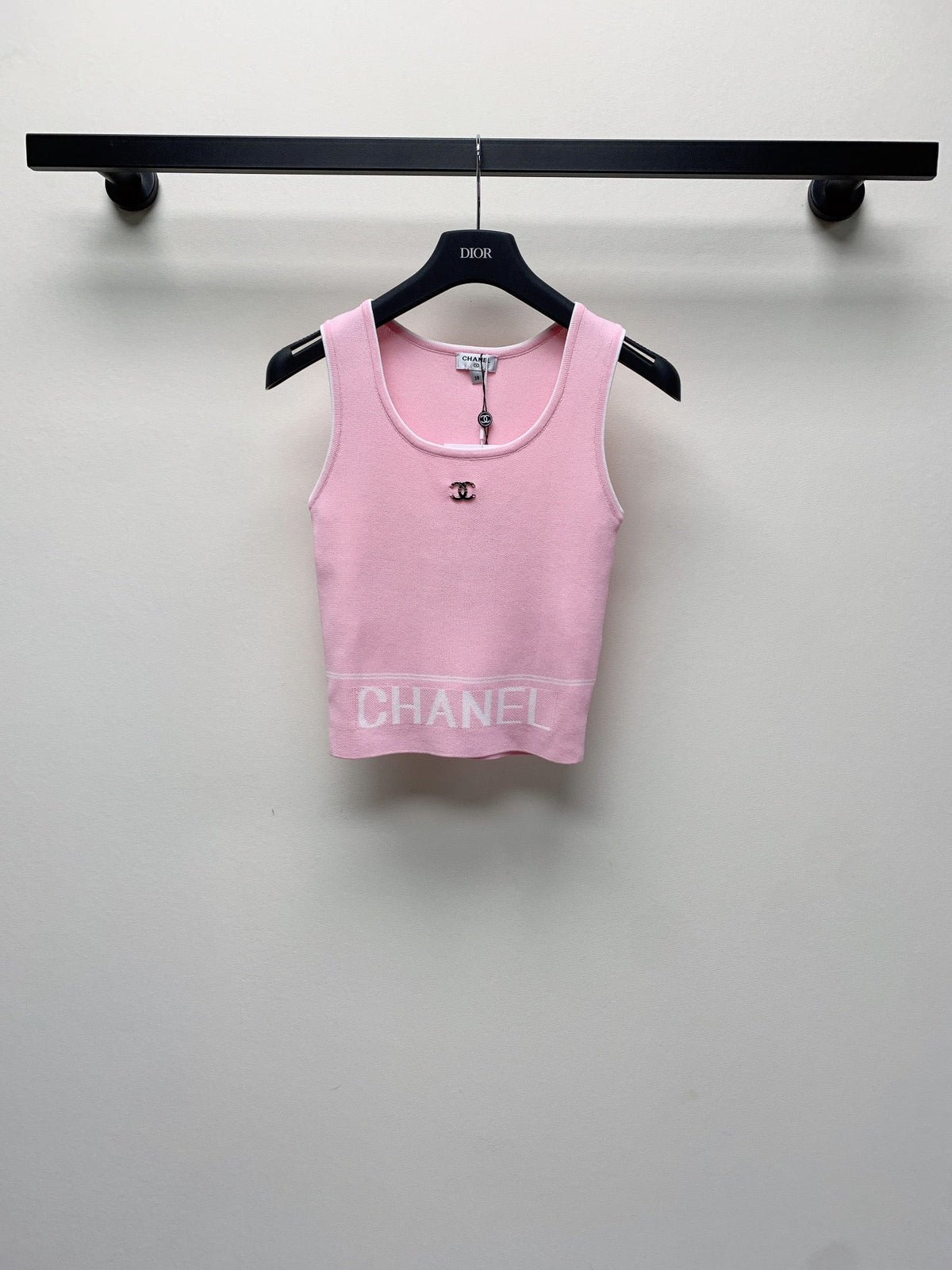 CC 25 Round Neck Knitted Embroidered Logo Vest in Pink 277576