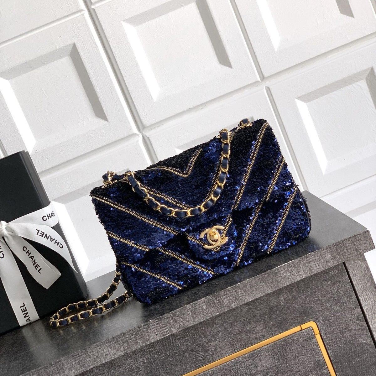 CC 26K Flap Bag 21cm Navy Blue Silk Sequin
