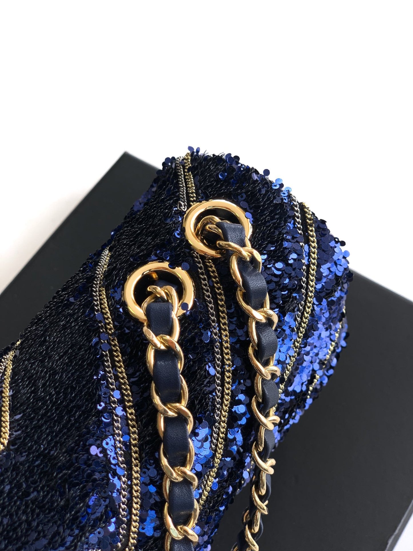 CC 26K Flap Bag 21cm Navy Blue Silk Sequin