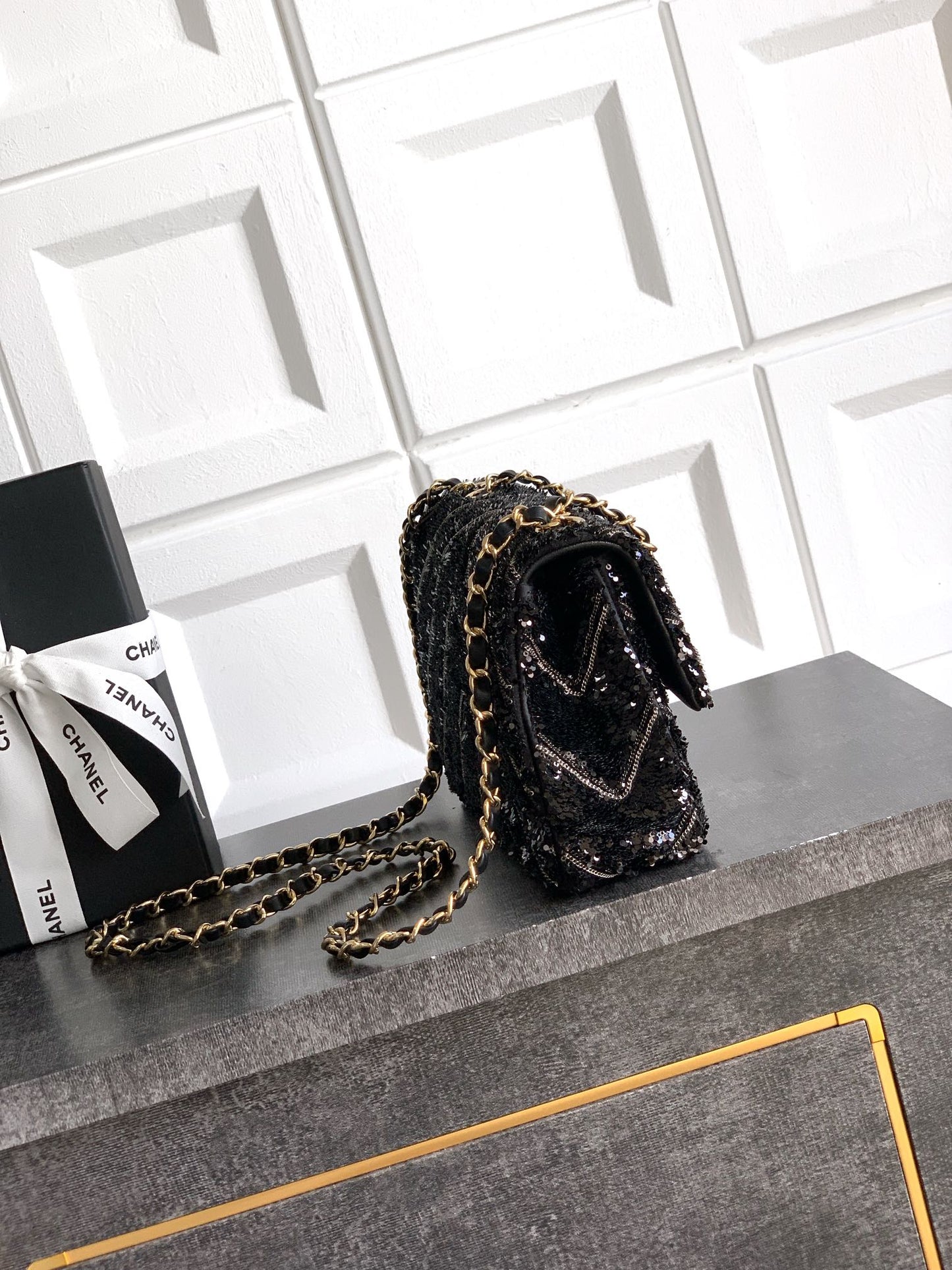 CC 26K Flap Bag 21cm Black Silk Sequin