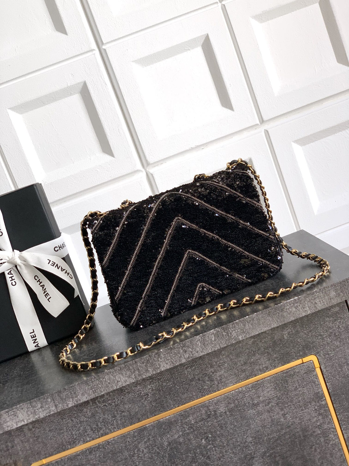 CC 26K Flap Bag 21cm Black Silk Sequin