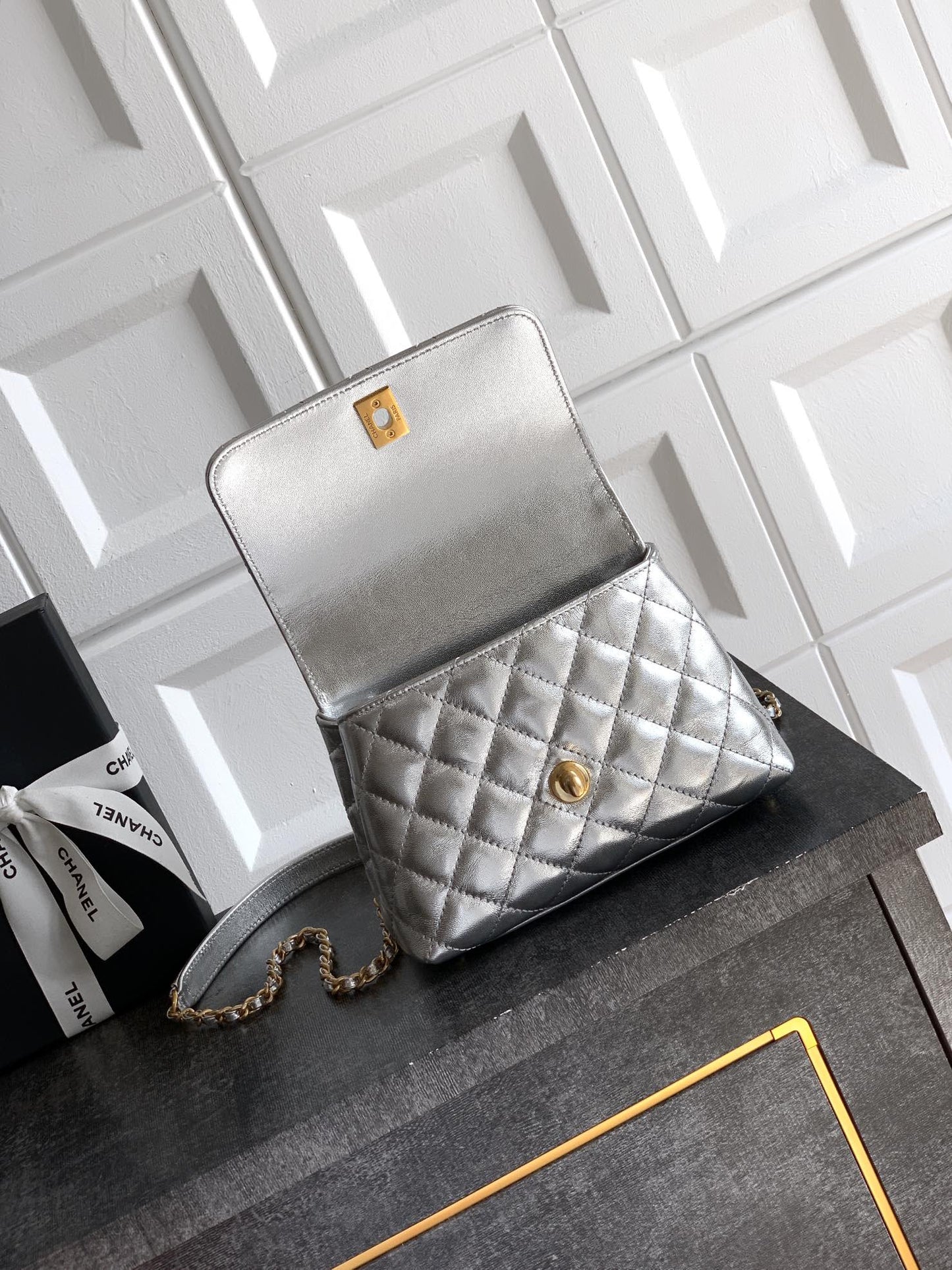 CC Coco Top Handle Bag 19cm Sliver Metalic Quited Leather