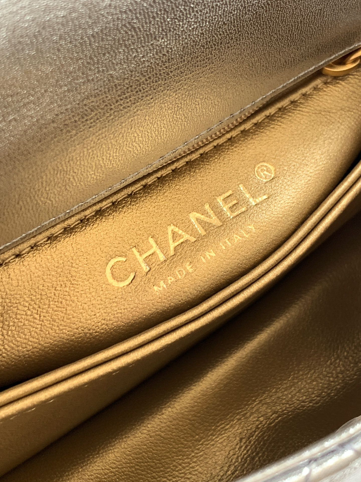 CC Coco Top Handle Bag 19cm Sliver Metalic Quited Leather