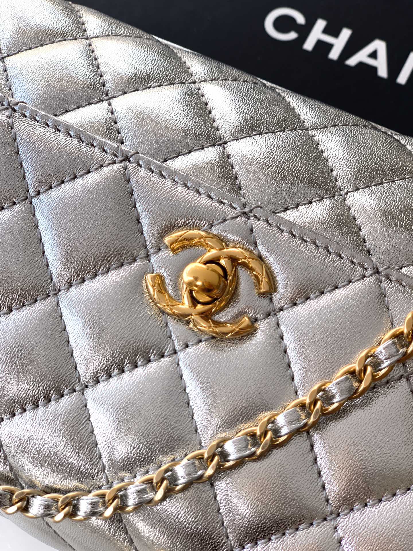 CC Coco Top Handle Bag 23cm Sliver Metalic Quited Leather