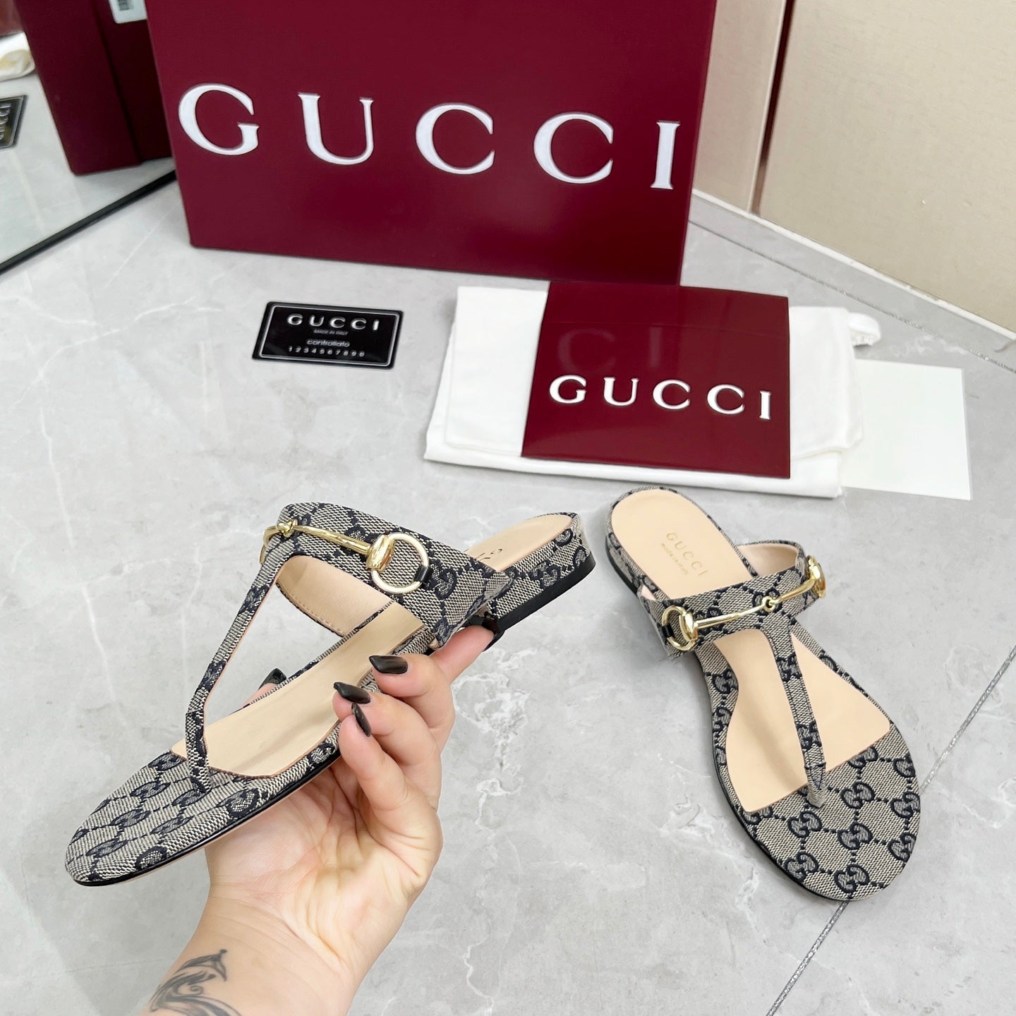 GC 25 Horsebit Thong Sandals Gray Canvas Leather 293855
