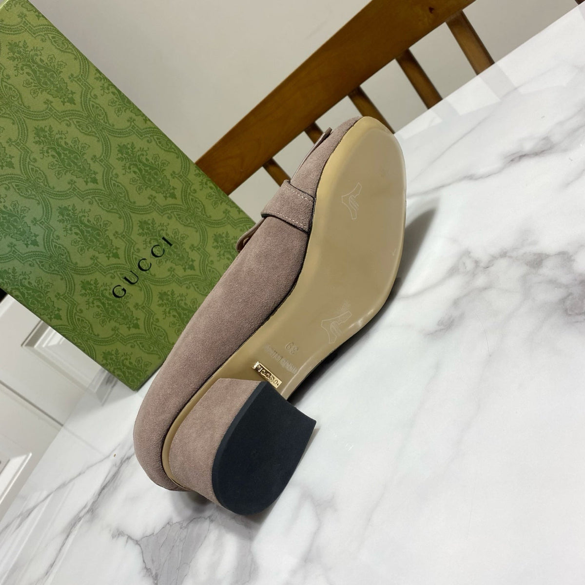 GG 26SS Chunky Heel Pump 50 Taupe Patent Leather 640555