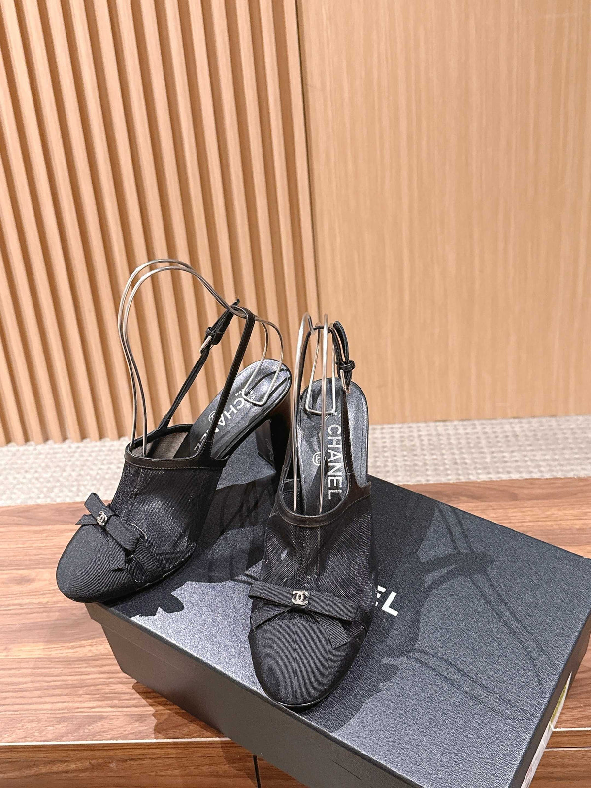 CC 26s Bow Slingback 8cm Black Cotton Mesh 692548