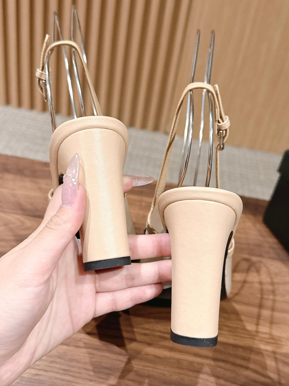 CC 26s Bow Slingback 8cm Black Beige Cotton Mesh 692547
