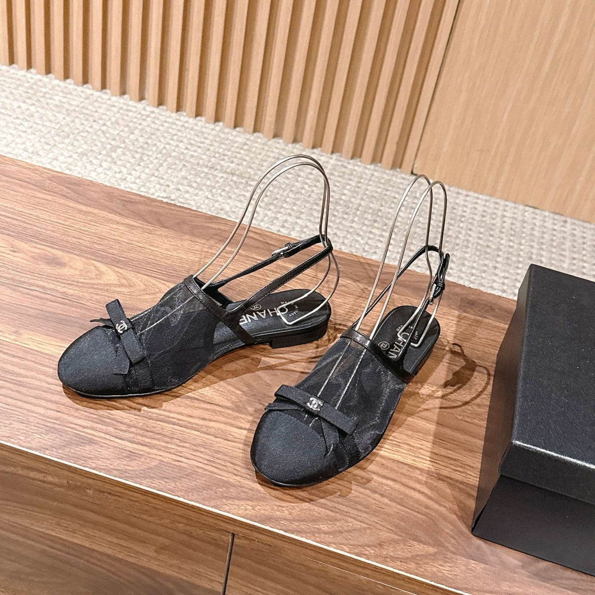 CC 26s Bow Slingback Black Cotton Mesh 692553