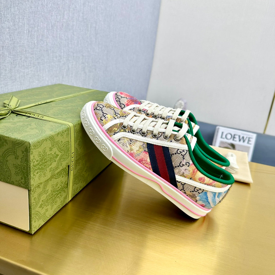 GG TENNIS 1977 TRAINER CANVAS WITH FLOWERS MOTIF