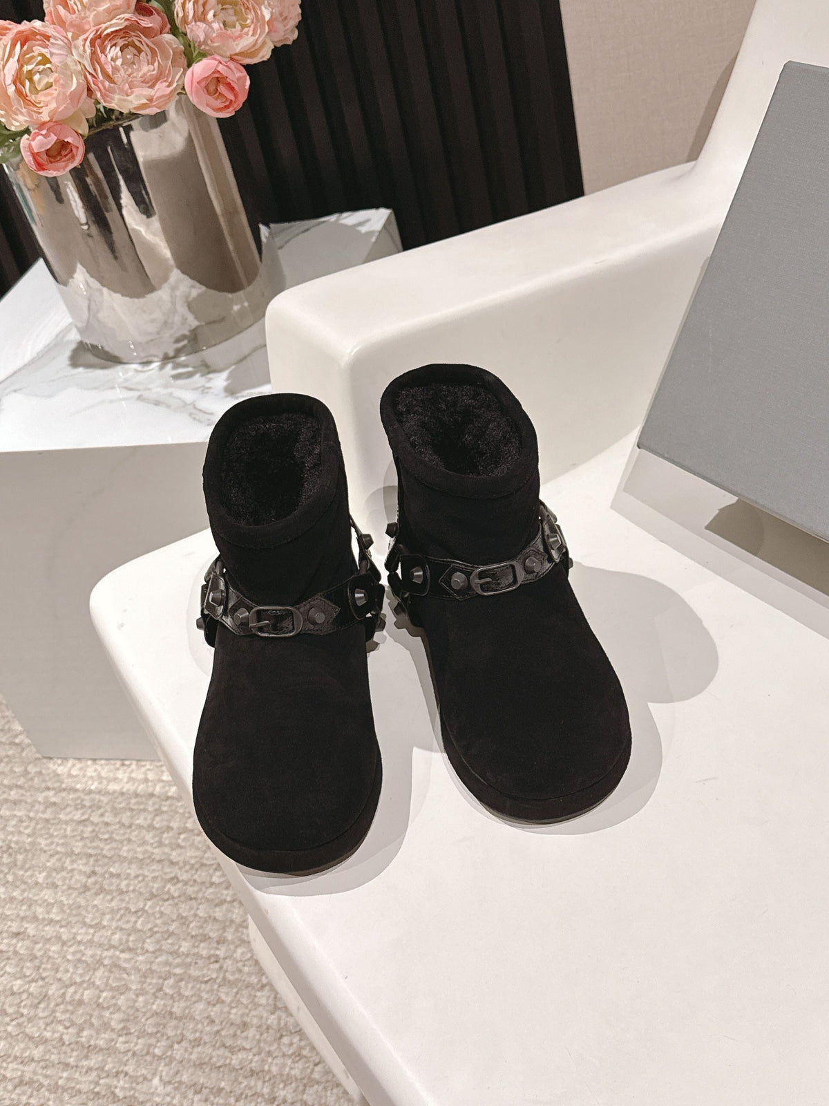 Balenciaga Alaska soft boots black suede 467186