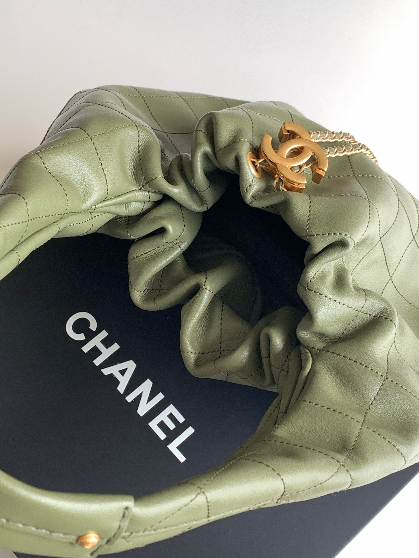 CC 2025 Hobo Bag 45cm Olive Calfskin