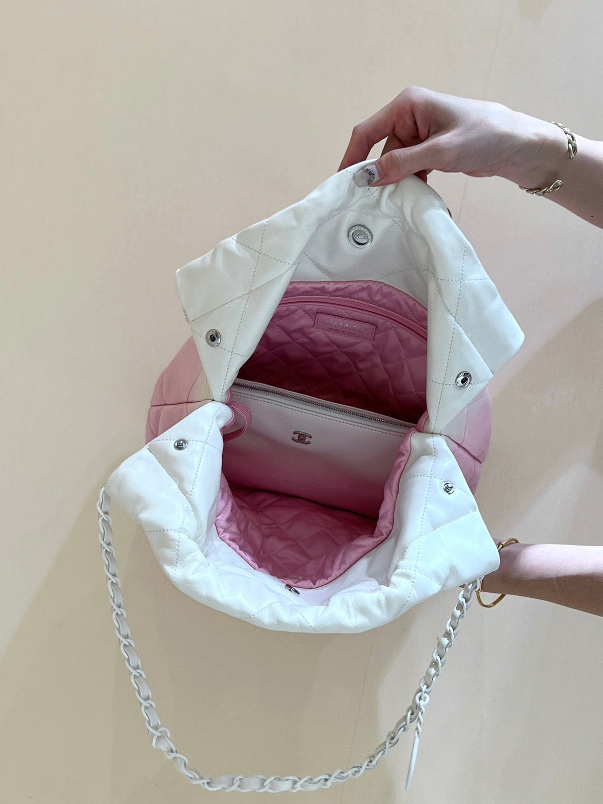 CC 24S Mini Gradient 22 Hobo 39cm Pink White Calfskin