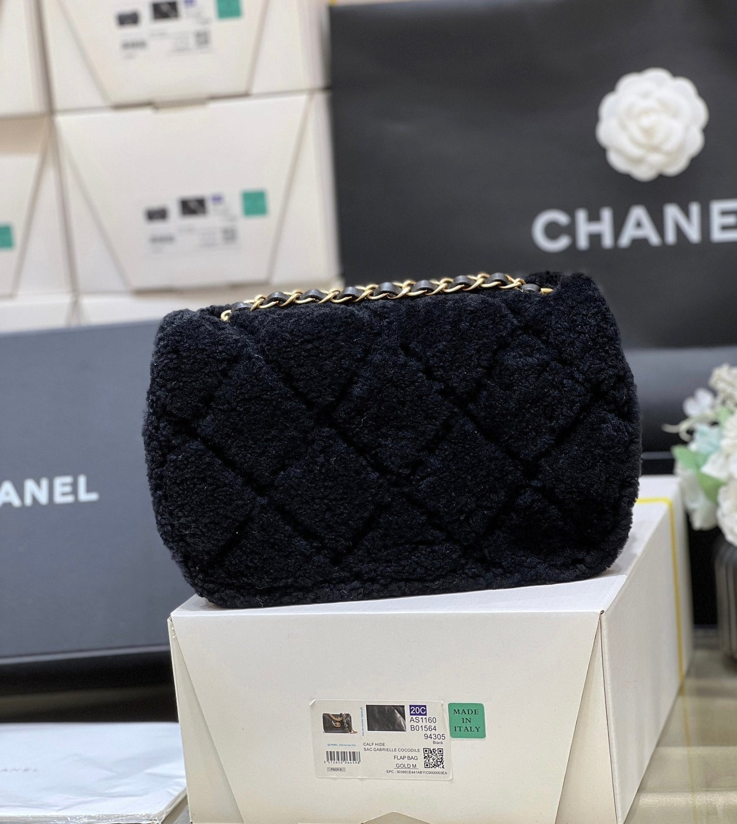 CC  24K Teddy Bear CF 23.5cm Black Lambskin & Fur Light GHW