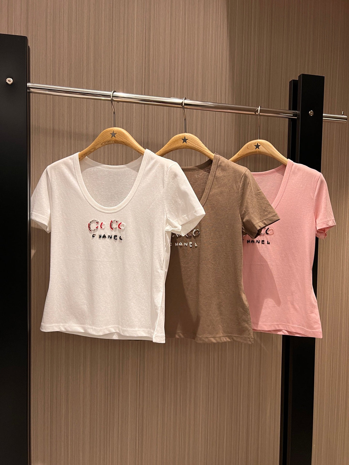 CC Hand-beaded Coco letter U-neck T-shirt Cotton