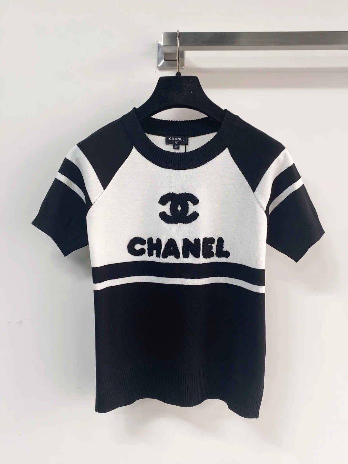 Chanel 2026 Short-Sleeve Shirt Pink Black White Wool Cashmere