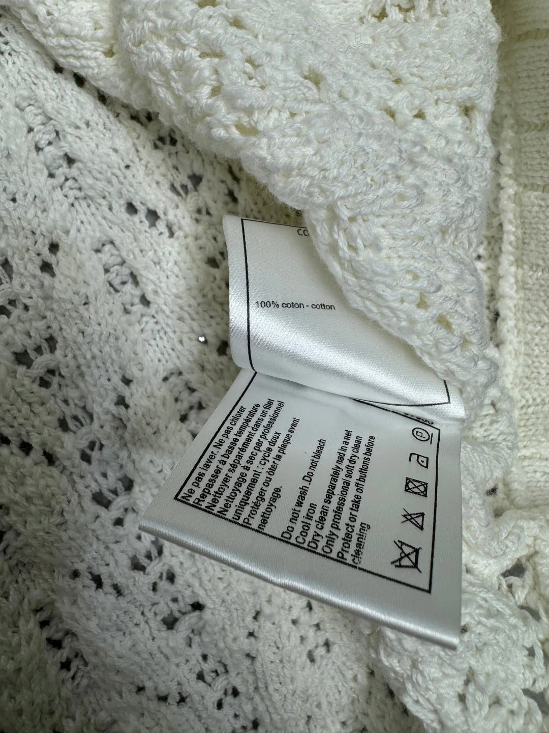 CHANEL 25S CROCHET SLEEVELESS VEST 264178