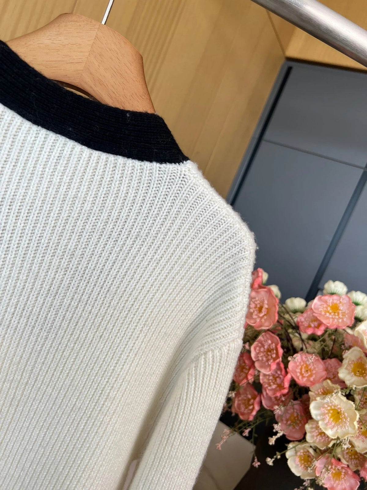 CHANEL 25S CARDIGAN 390