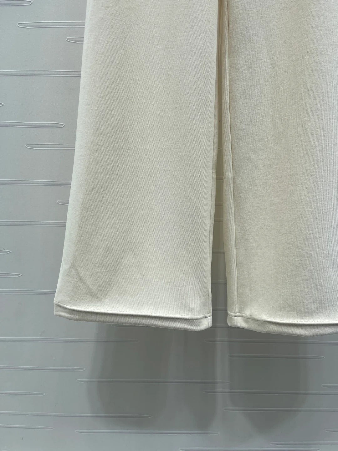 Chanel 2026 Wide-leg Sweatpant Cream and Navy Blue Tencel Cotton