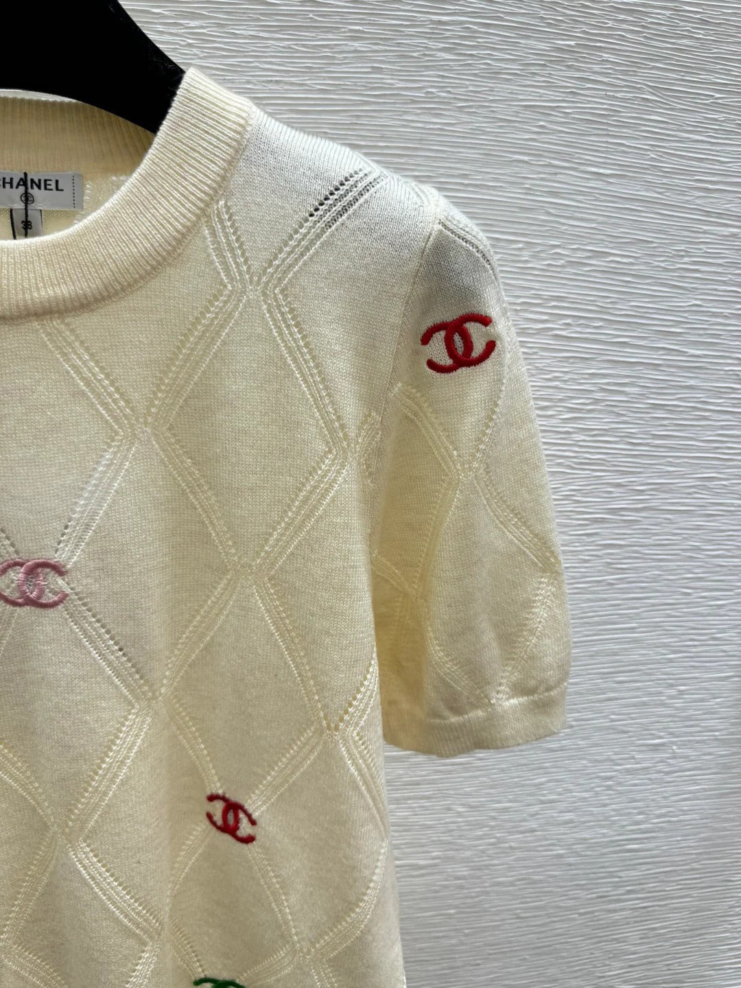 Chanel 2026 Round Neck Knitted Short Sleeve Wool 132741