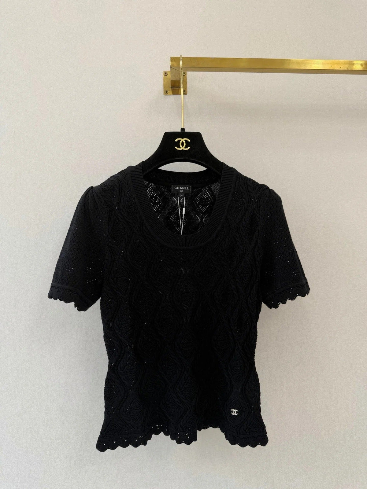 Chanel 2026 Crew Neck Short-sleeved Shirt Black and White Cotton 394767