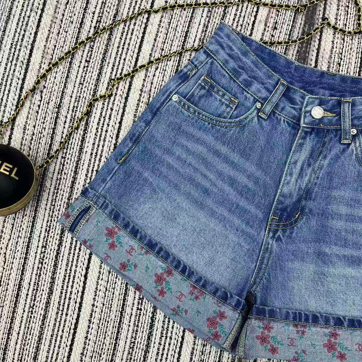 Chanel 2026 Short With Floral Embroidered Pattern Blue Cotton 358656