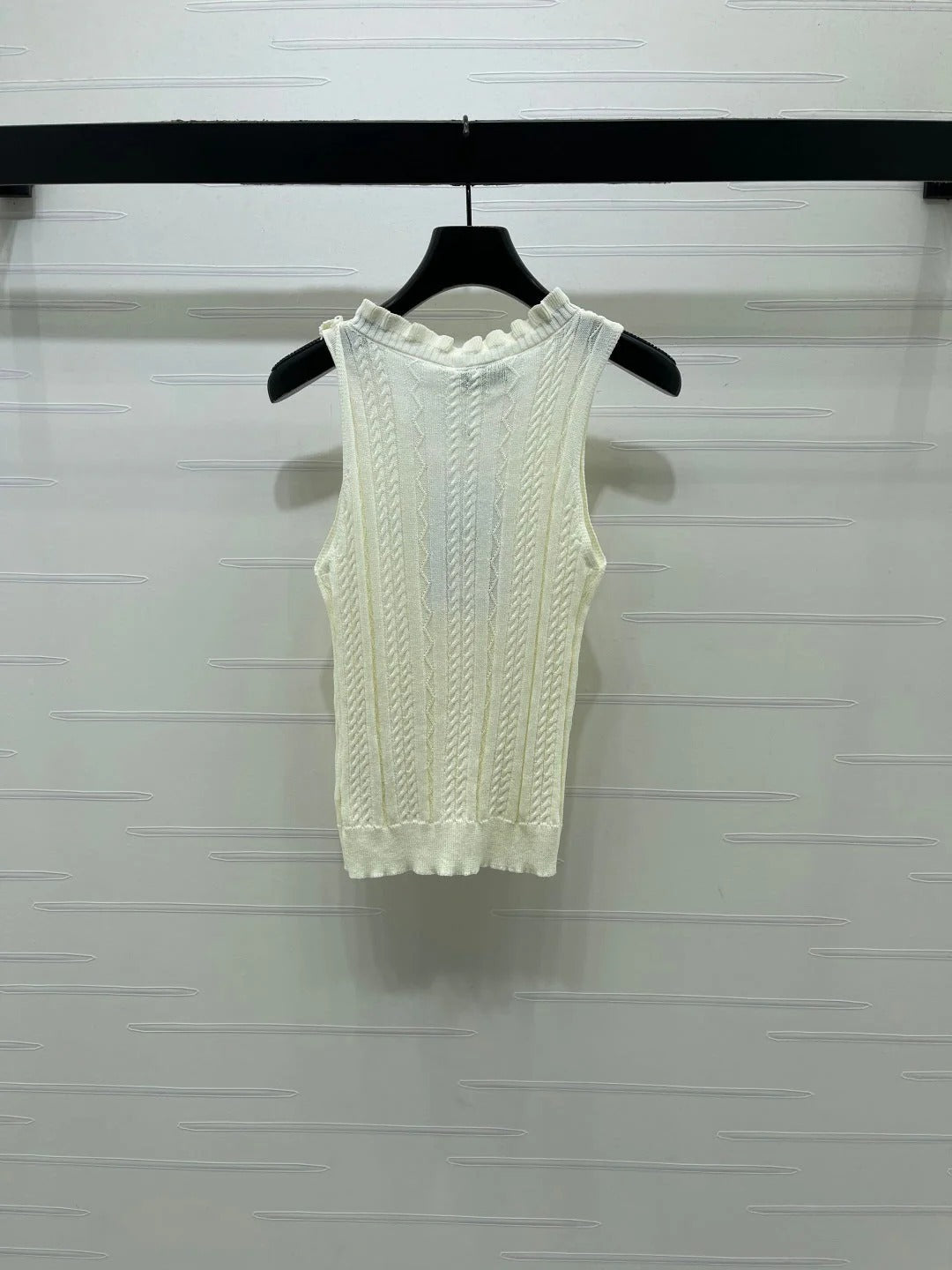 Chanel 2026 Ruffled Knit V-neck Vest Wool 395750