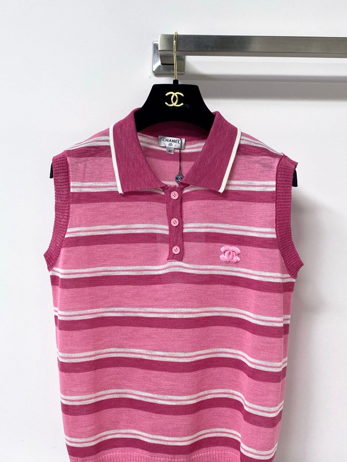 Chanel 2026 Knit Sleeveless Polo-Neck Top Pink Lelin 449878