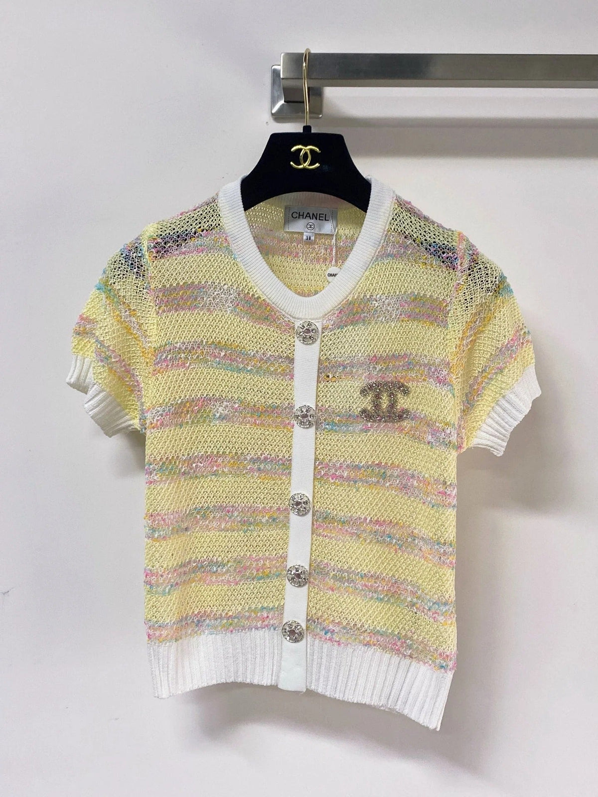 Chanel 2026 Short-Sleeve Knit Cardigan Wool Laine 463563