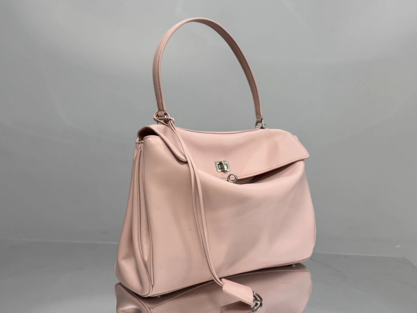 Balenciaga Medium Bag 35 Light Pink Calfskin Sliver Hardware