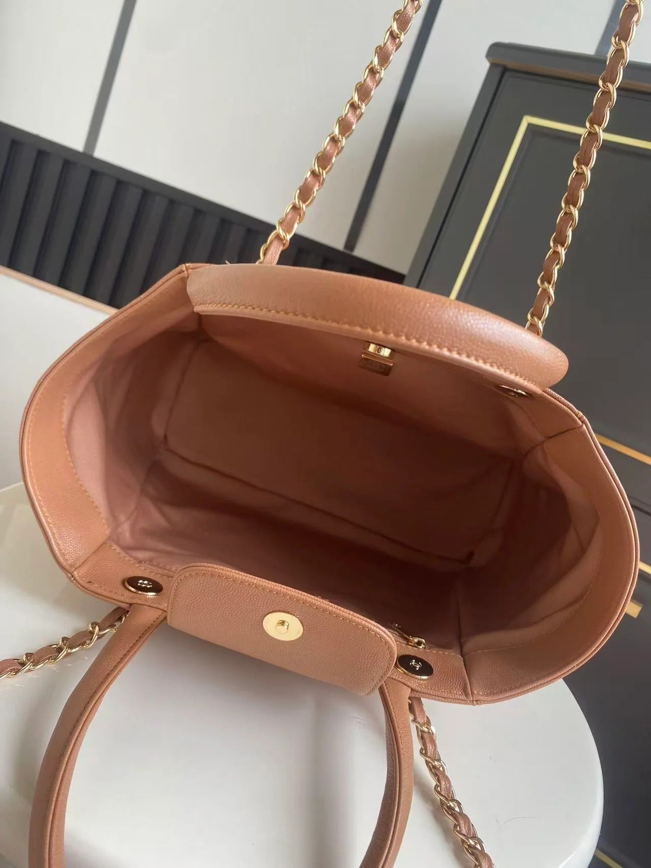 CC 2026 Shopping Bag 39cm Brown Grained Calfskin