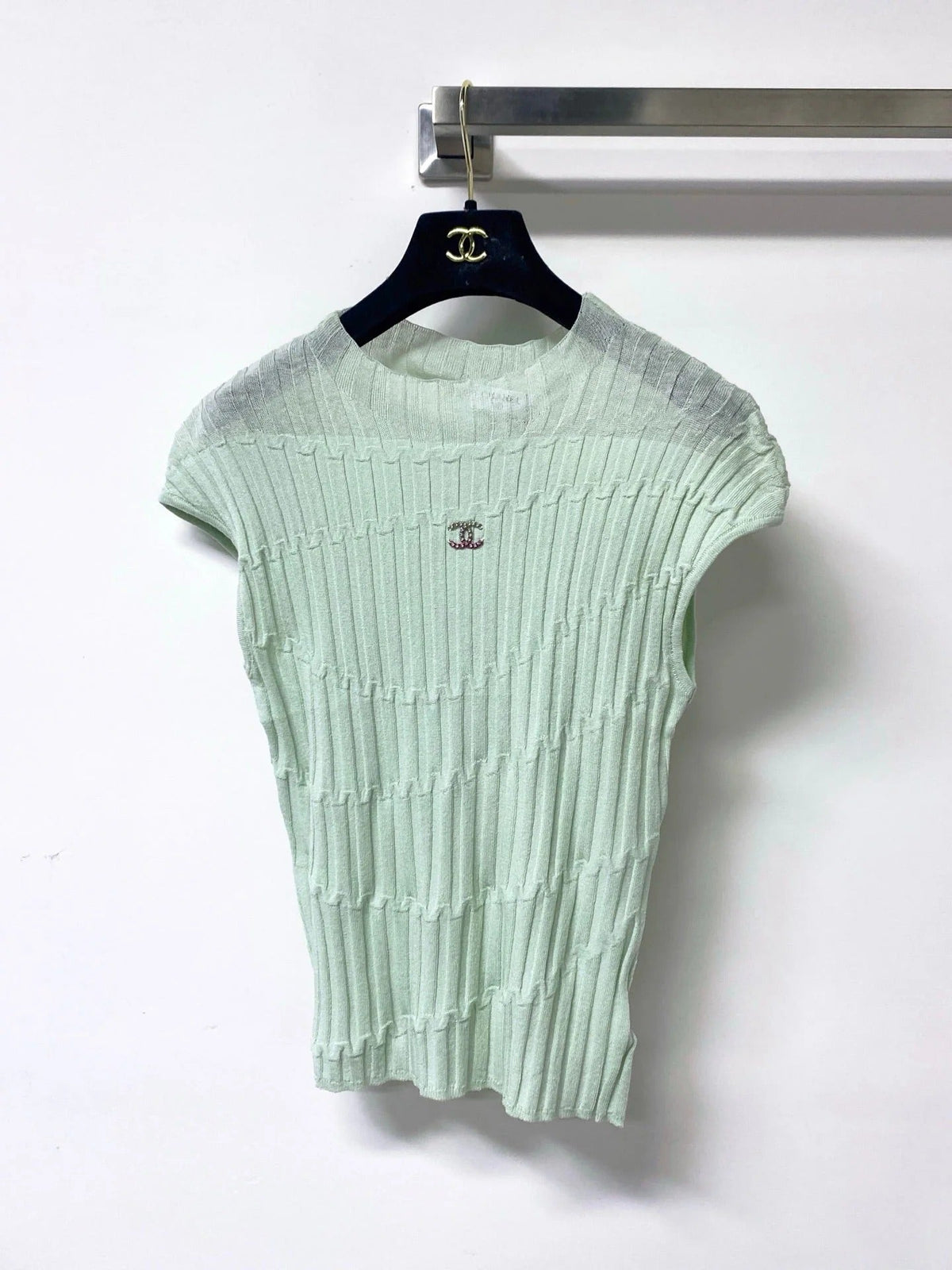 Chanel 2026 Crew Neck Knit Vest Top Tencel 439819