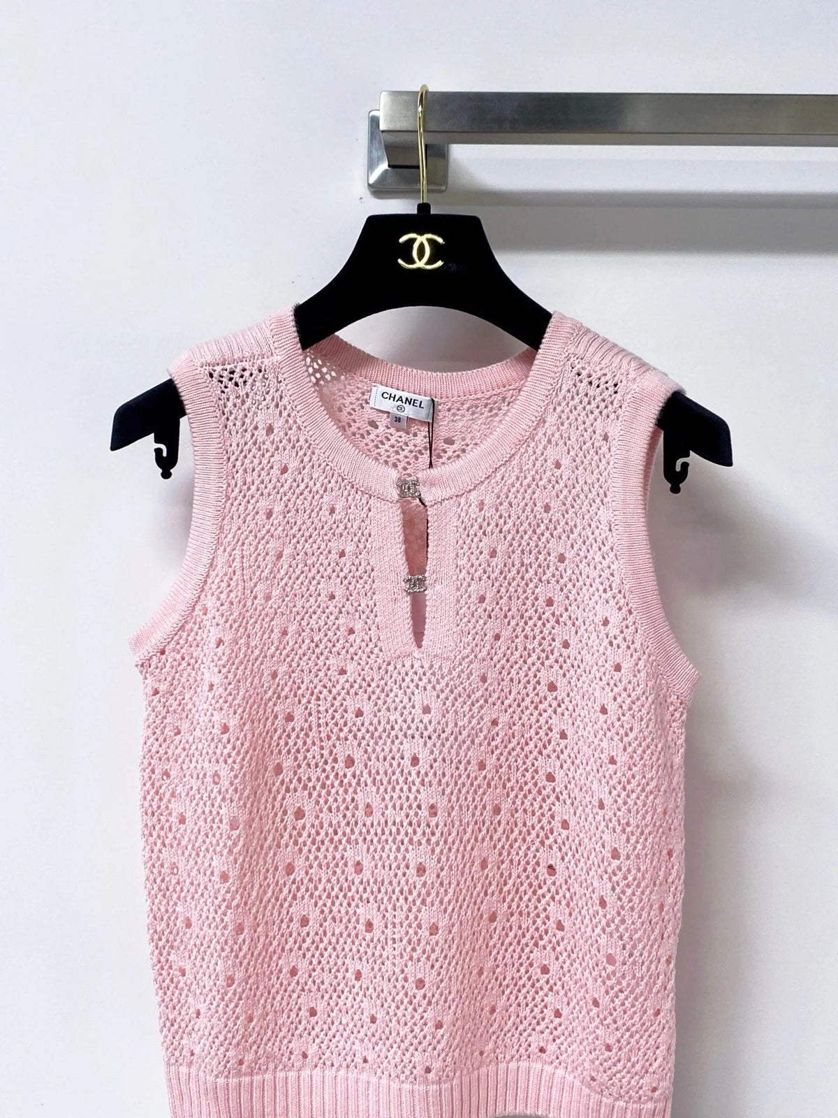 Chanel 2026 Sleeveless Crochet Knit Vest Logo Buttons 449832
