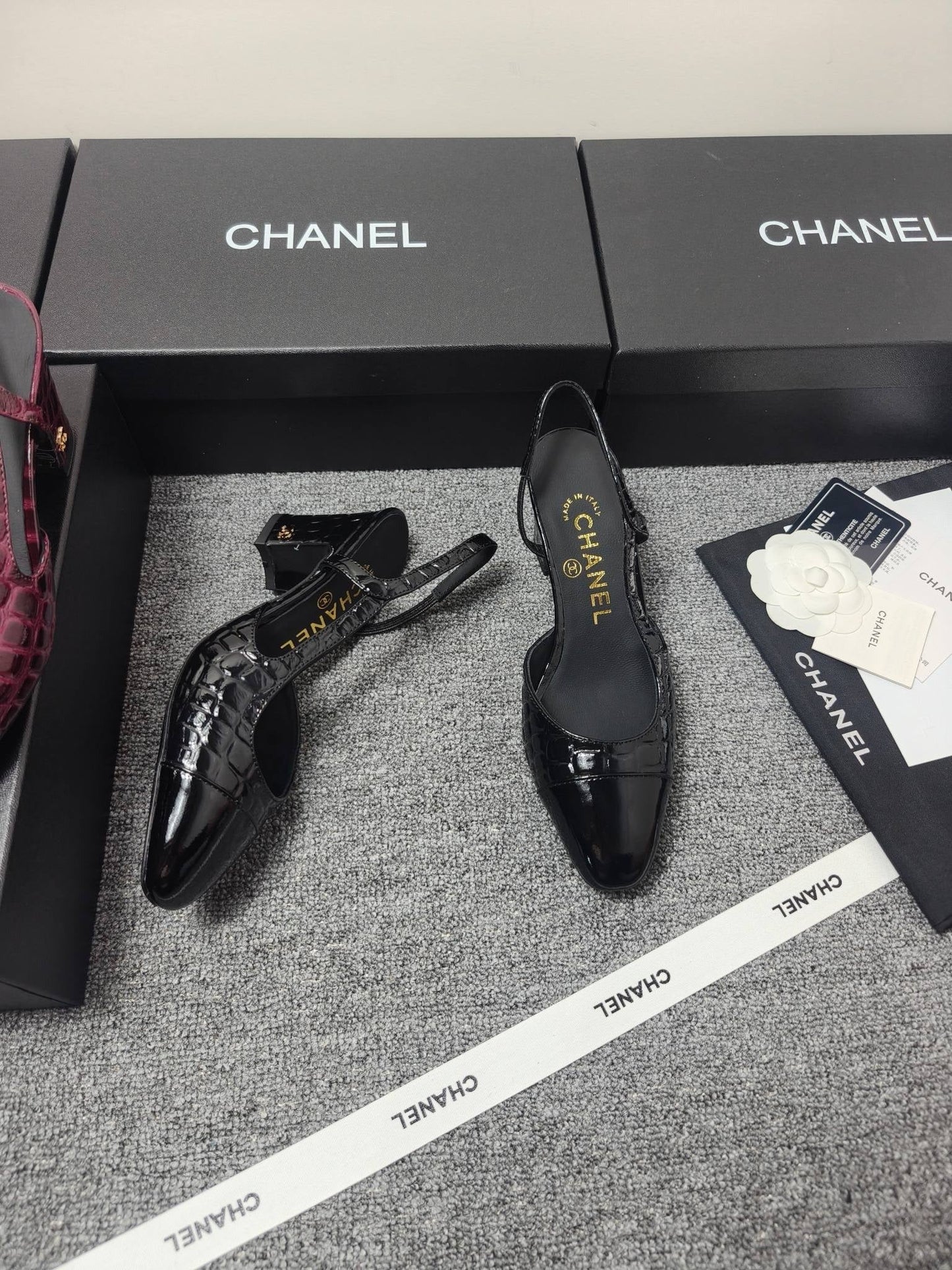 Chanel 2026 Crocodile Empossed Slingback Glossy Calfskin 855982