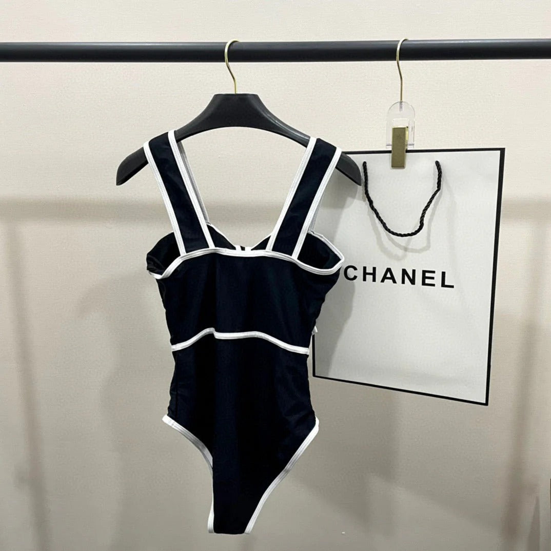 BODYSUIT SWIMSUIT IN BLACK AND WHITE TRIM 627829