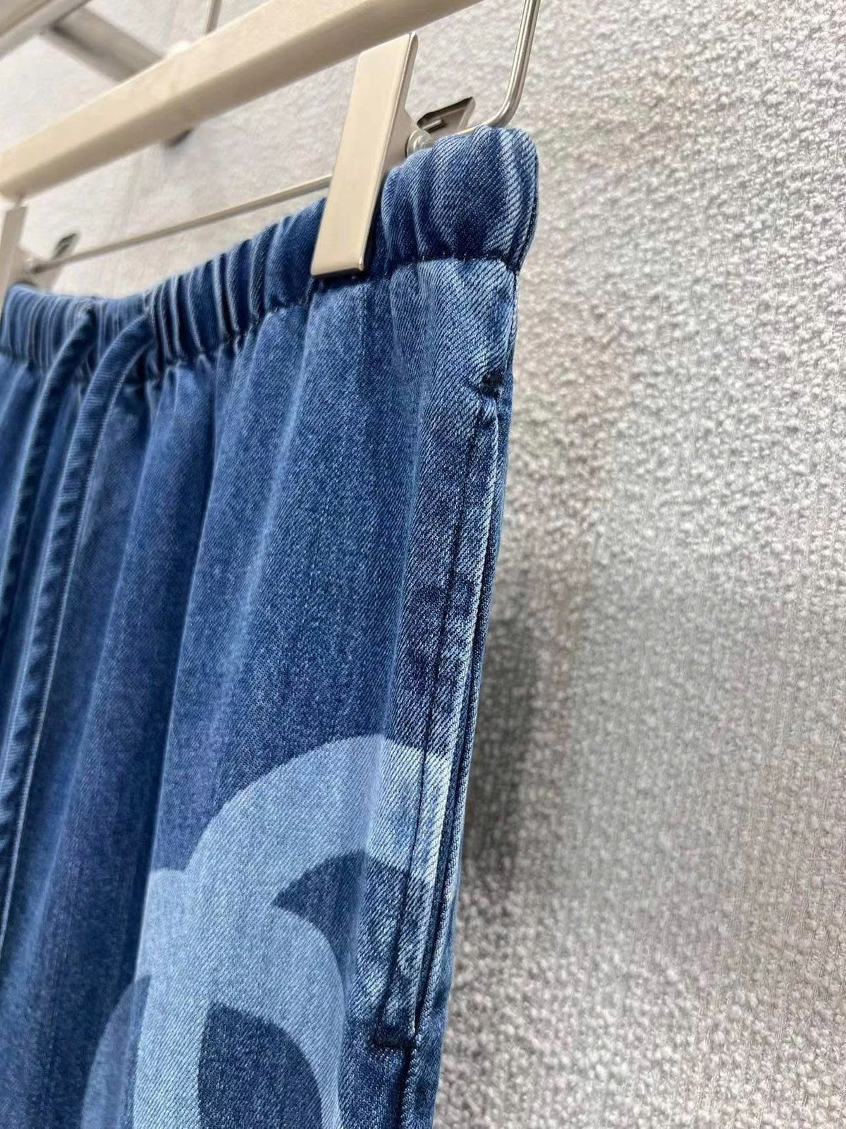 CHANEL STRAIGHT-LEG JEANS WITH LOGO