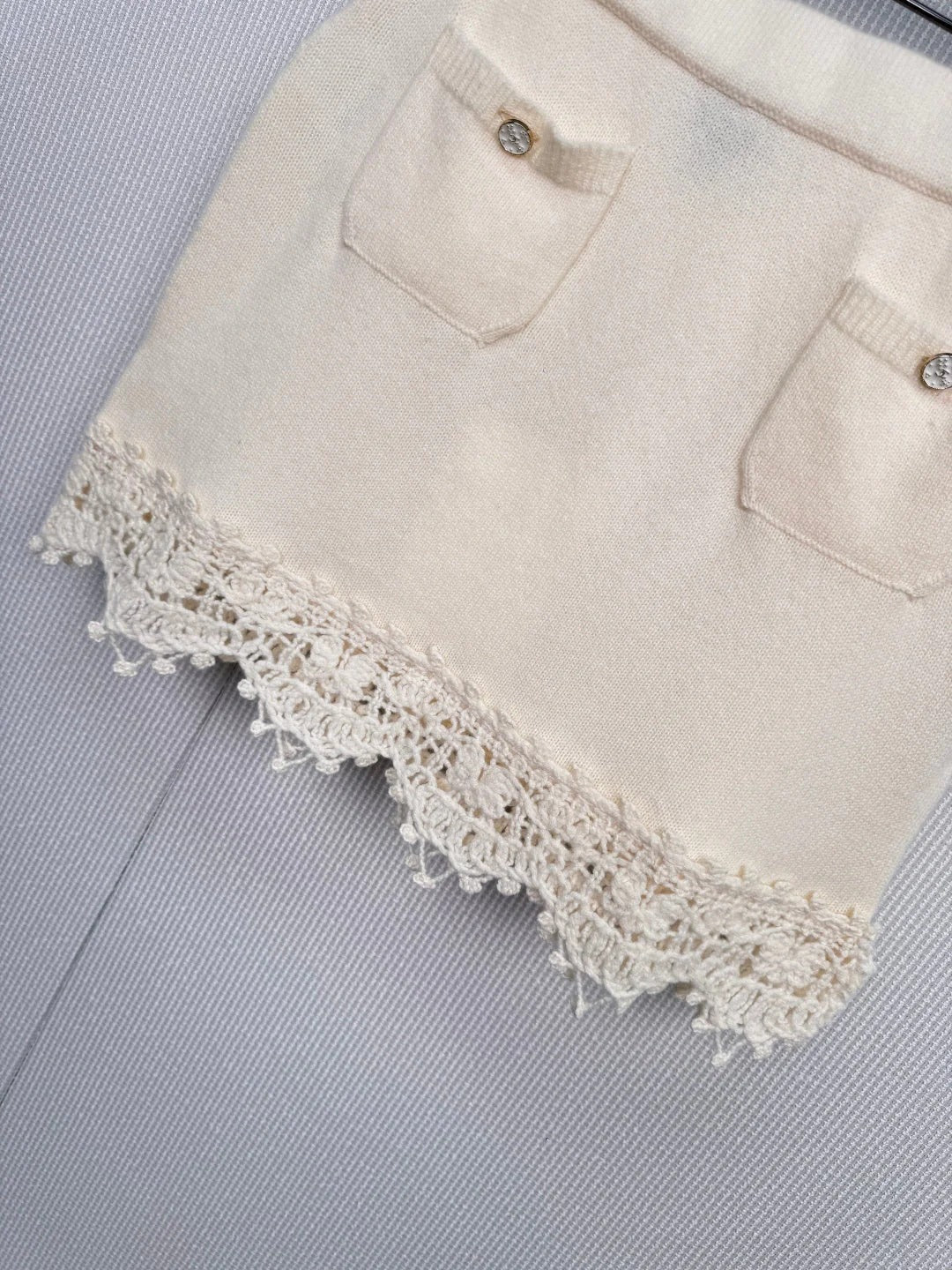CHANEL 25S KNITTED LACE MIDI SKIRT 416