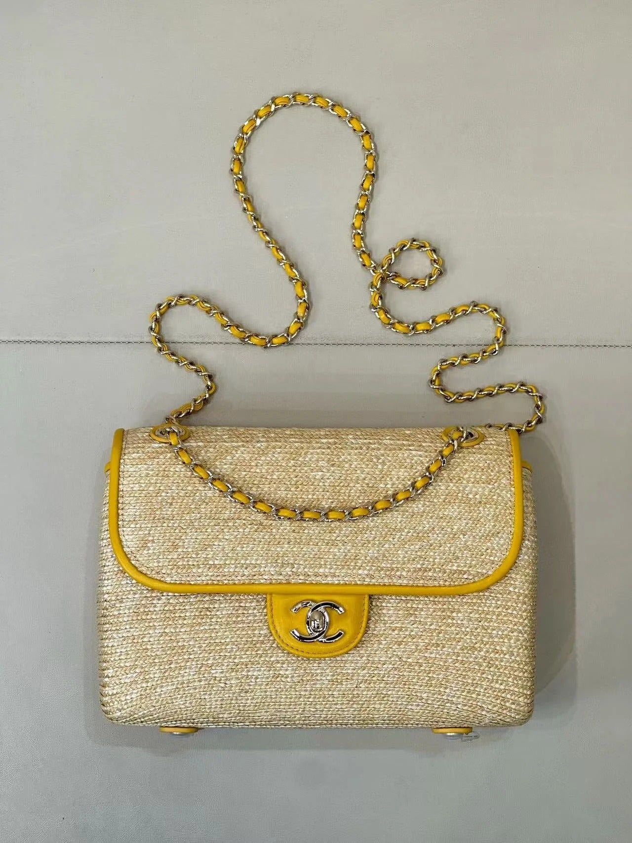 CC 2026 Flap Bag 23cm Beige Raffia And Lambskin