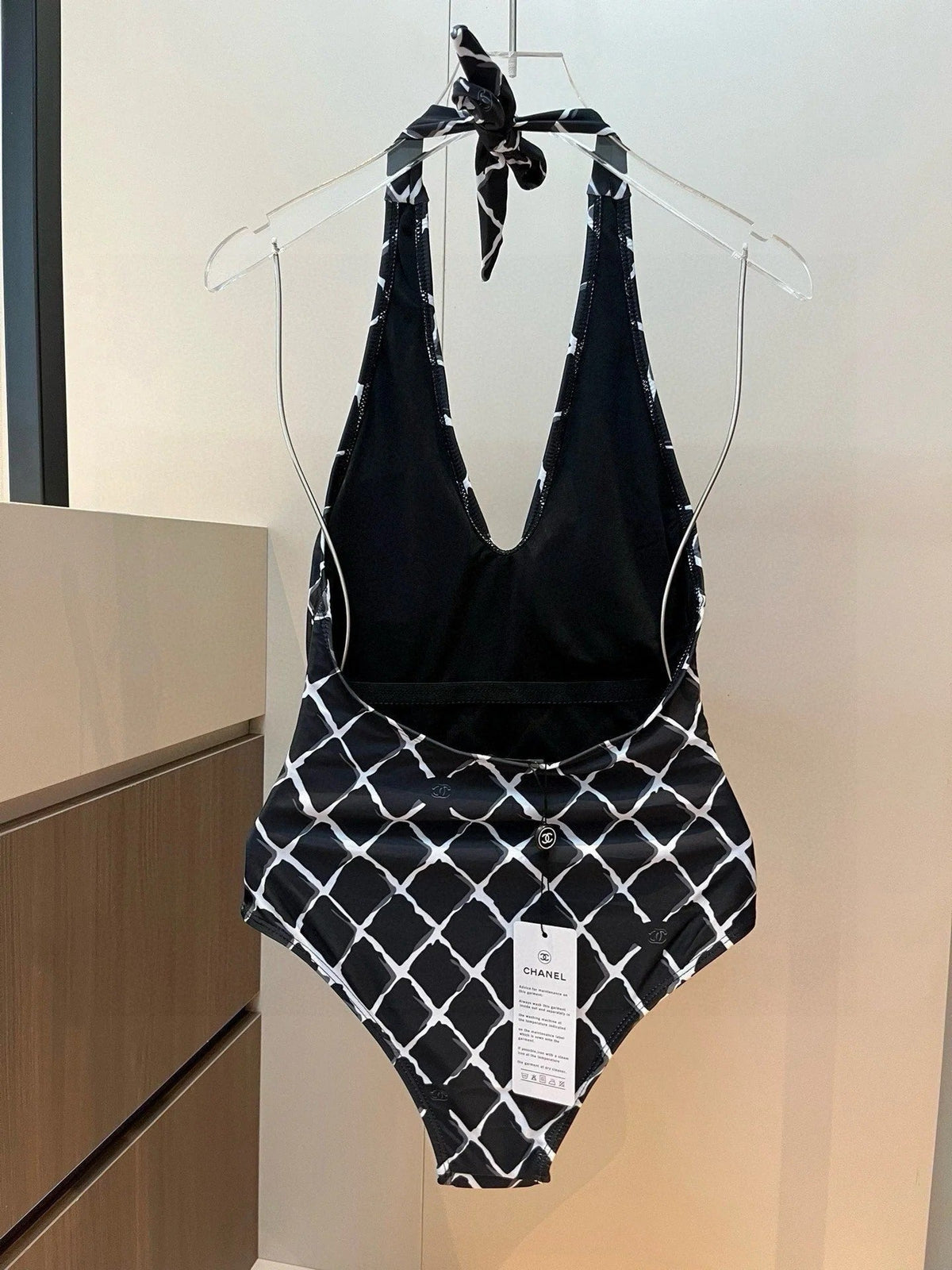 CC BIKINI SWIMSUIT SET IN WHITE CHECKERED PRINT ON BLACK BACKGROUND 624545