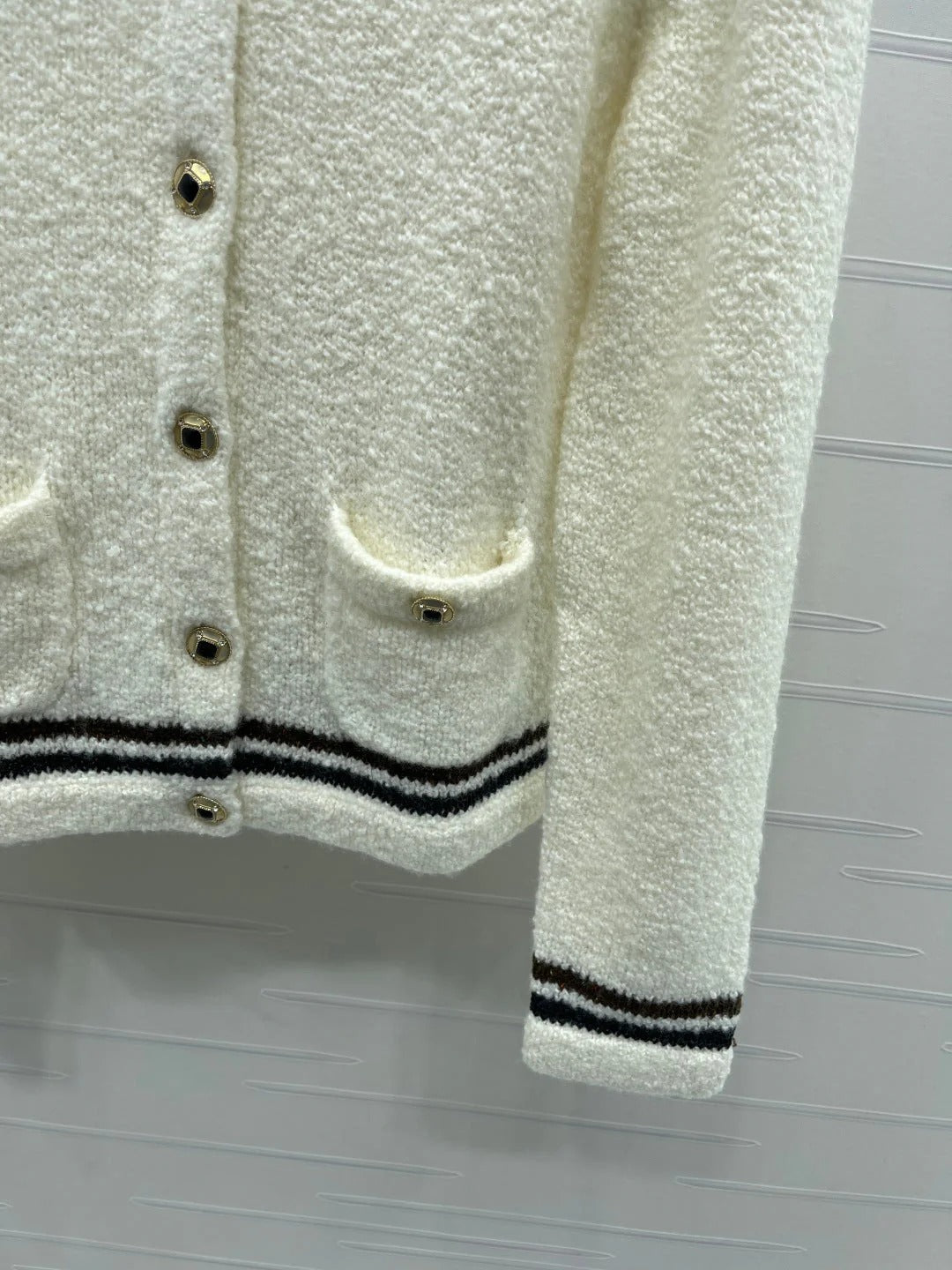 CHANEL 25S KNITTED CARDIGAN 284