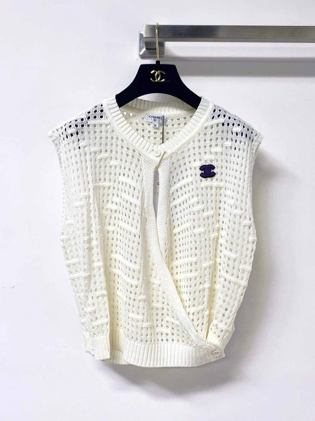 Chanel 2026 V-neck Crochet Knit Vest Acrylic 419420