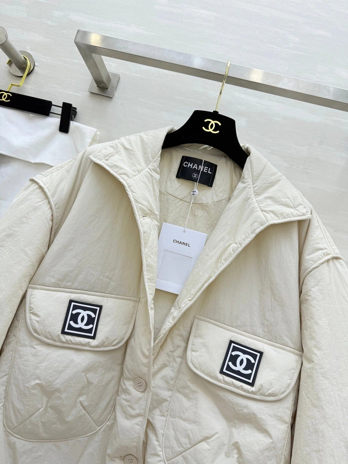 CHANEL 25S STAND-COLLAR JACKET 261
