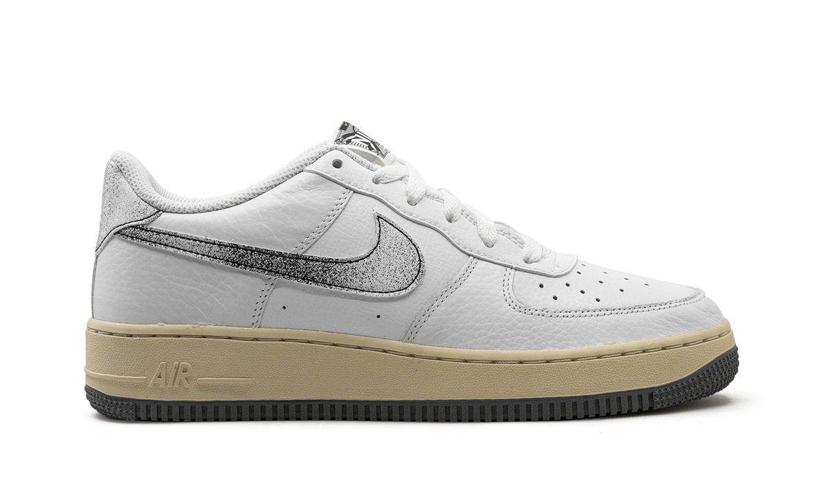 Air Force 1 Low LV8 3 "50 YEARS OF HIP-HOP" DX1657 100