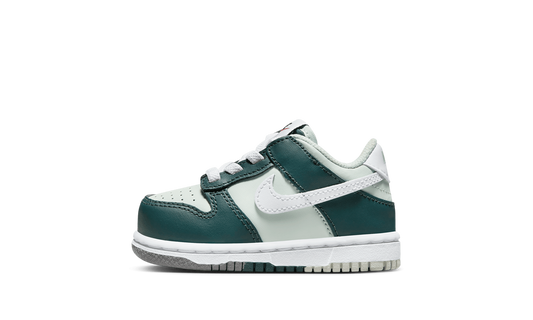 Dunk Low "Green" FB9107-300
