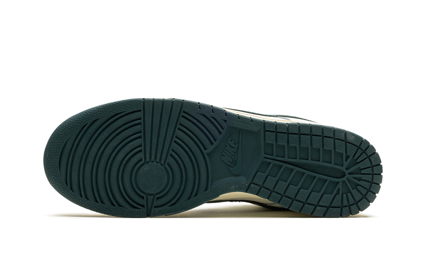 Dunk Low "Athletic Department - Deep Jungle" FQ8080 133