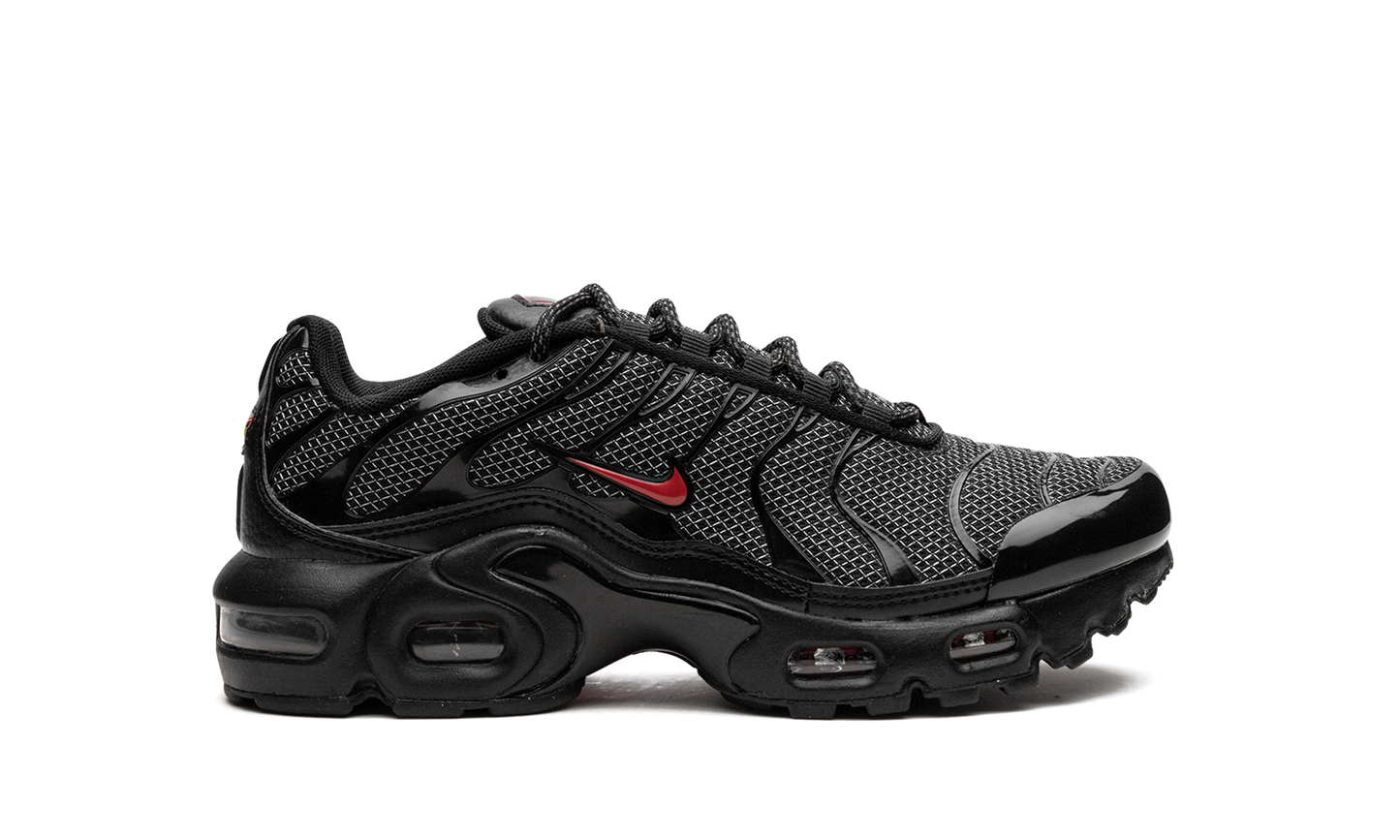 Air Max Plus GS "Bred" DQ1104 001