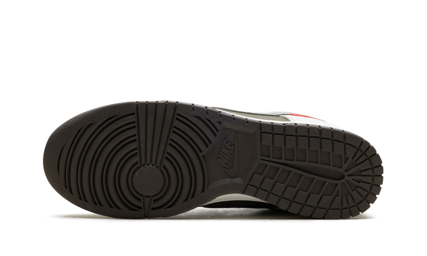 Dunk Low Retro "Year of the Snake (2025)" HV5980 231
