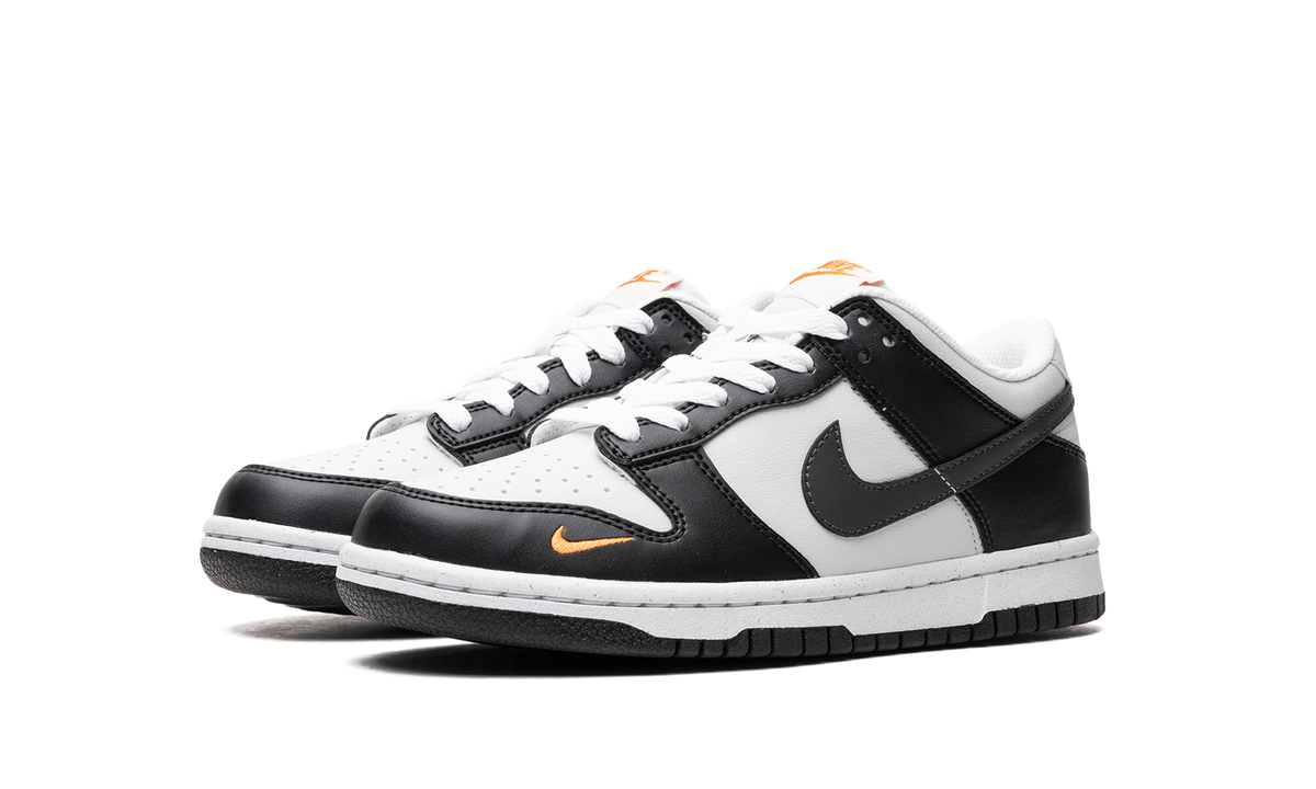 Dunk Low Next Nature GS "Black Bright Mandarin" FN7784 001